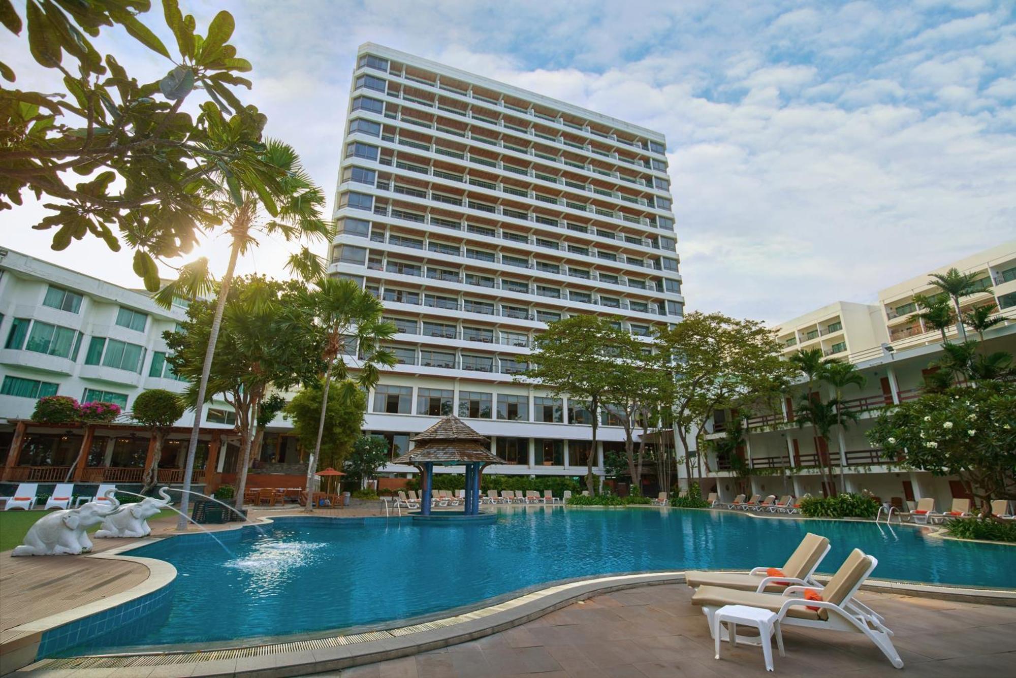 Cosy Beach Hotel - SHA Plus Pattaya Exterior foto